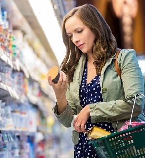 woman in grocery isle