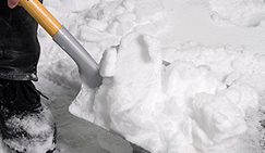 Snow shovel