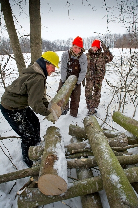 The Michigan DNR and Michigan United Conservation Clubs have partnered to create Michigan On-the-Ground volunteer opportunities where people can work 