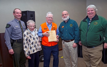 Warren Meyer receiving award