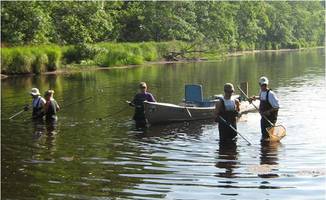 MPCA water monitoring crew
