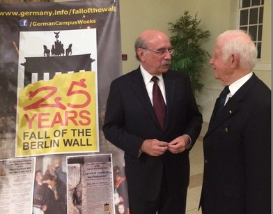 Fall of Berlin Wall 4