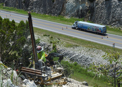 Rock slide work on I-35 in Arbuckle Mountains