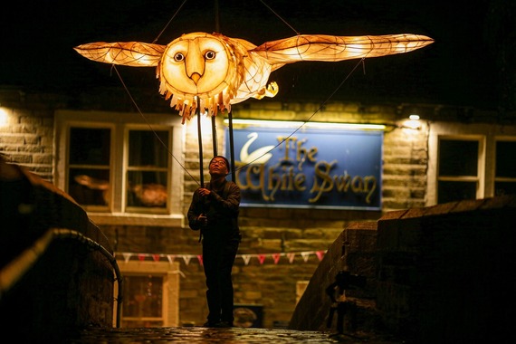 Image of illuminated owl sculpture