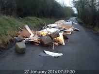 Sunnings Lane Upminster fly tipping 270116