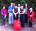 Harold Wood Police litter pick at Painesbrook Park