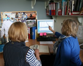Volunteers Jean and Val 