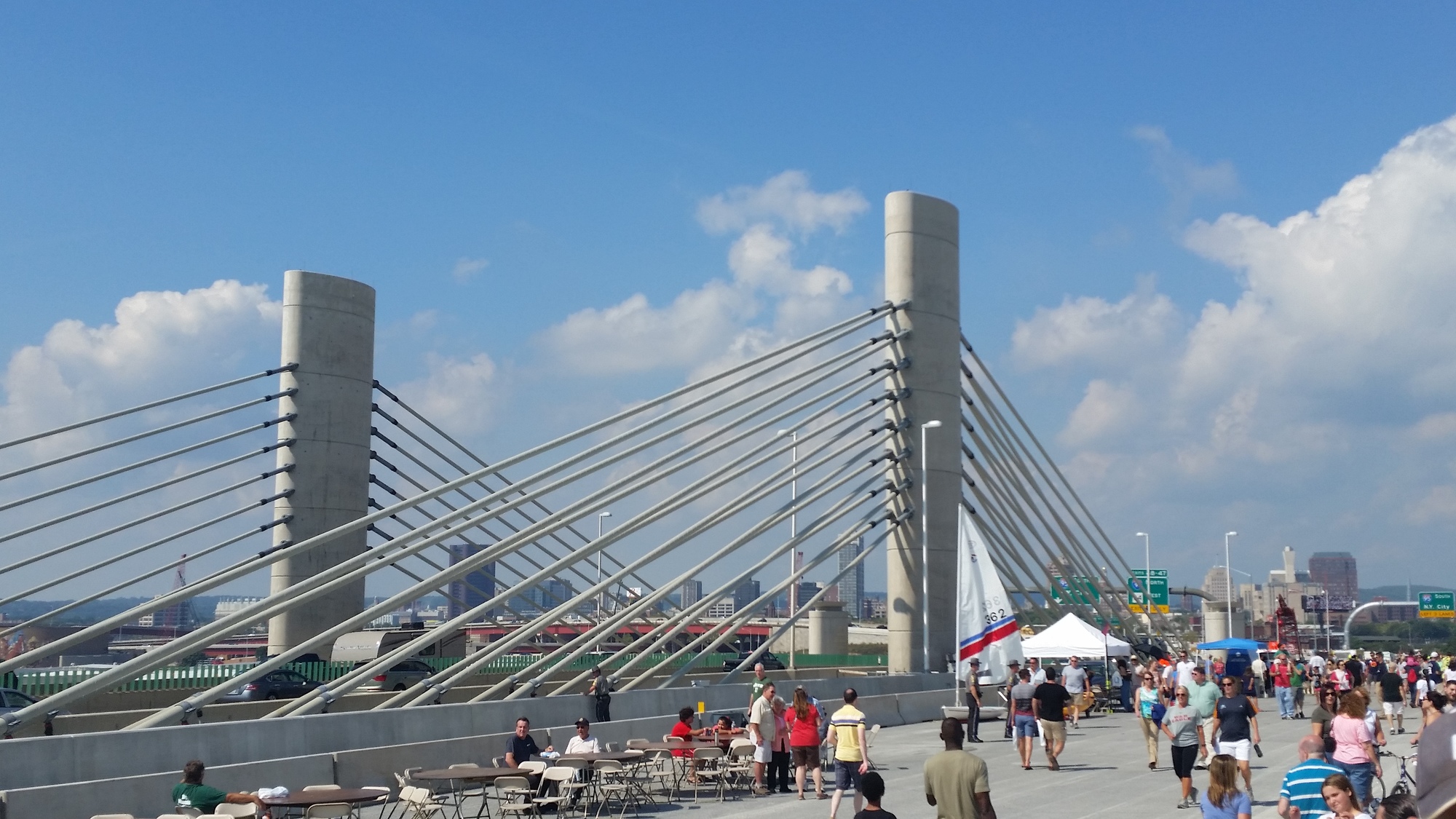 Photo of new Q Bridge