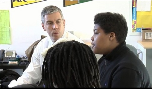 Hart Middle School students talk with Arne Duncan