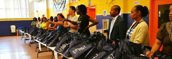 CoverVA Volunteer Distribution at School, Narrow