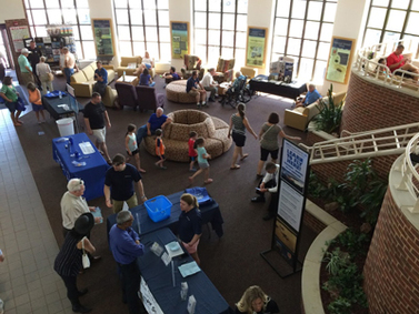 Crowd in terminal building at the 2017 Open House