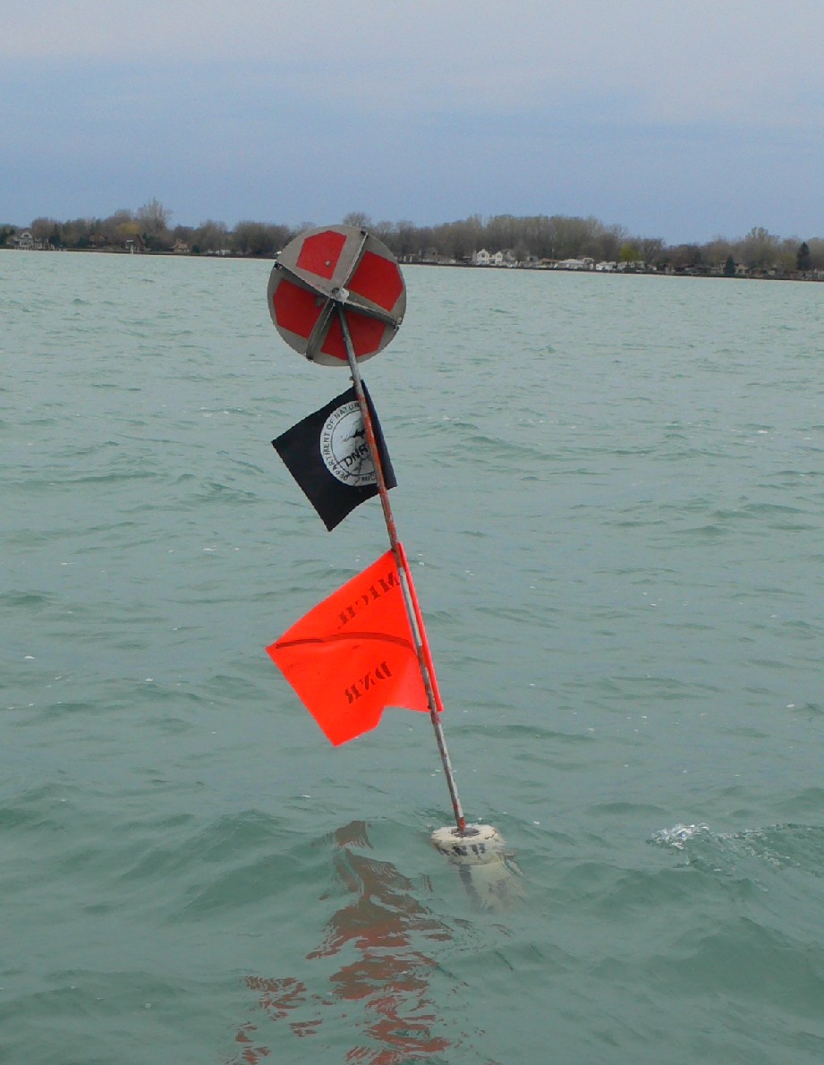 Lake St. Clair boaters, anglers urged to watch out for survey markers