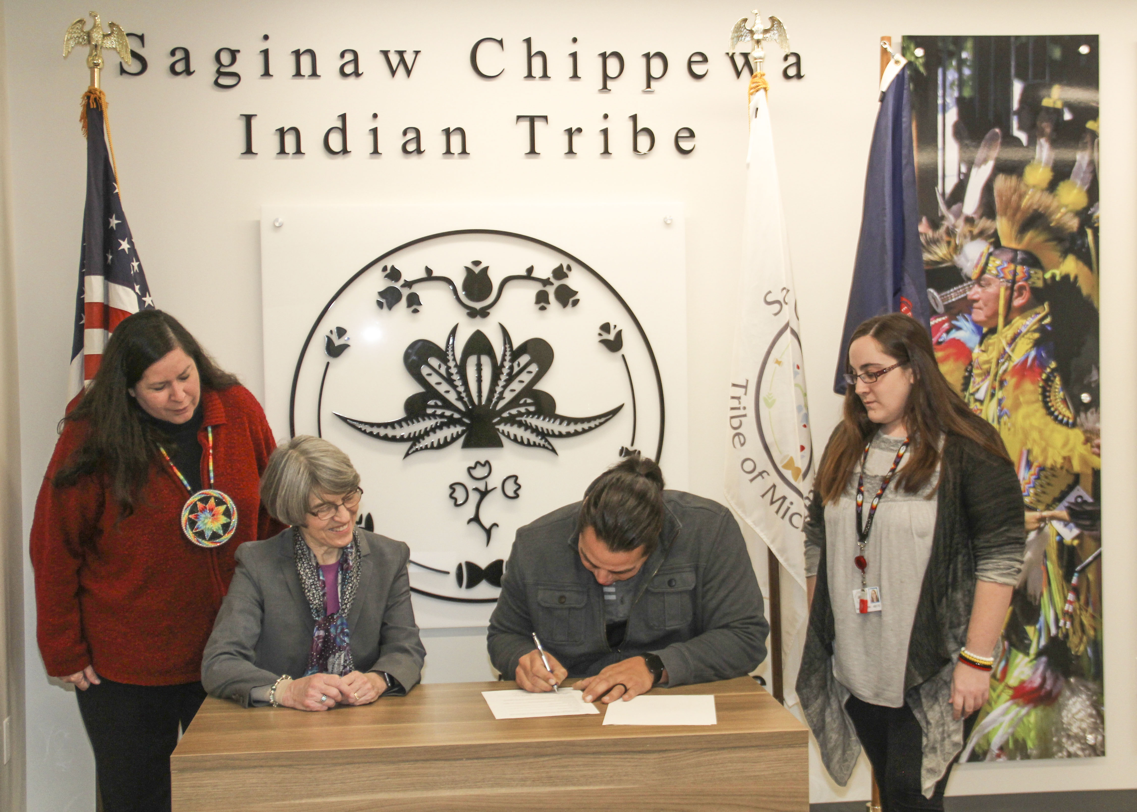 Signing of the co-management agreement of the Sanilac Petroglyphs