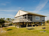 Gulf cabin