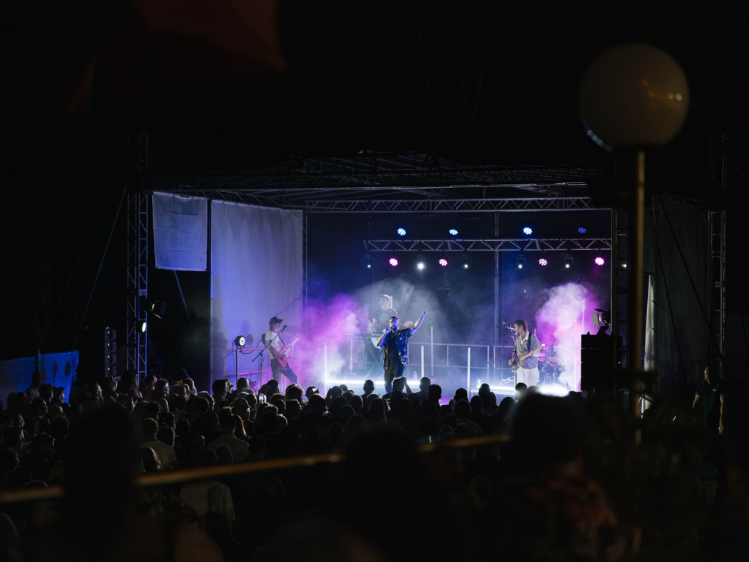 Birds of Tokyo performing at the Recky