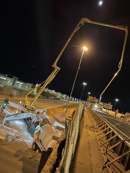 An overnight deck pour on Tatum Boulevard at the Loop 101.