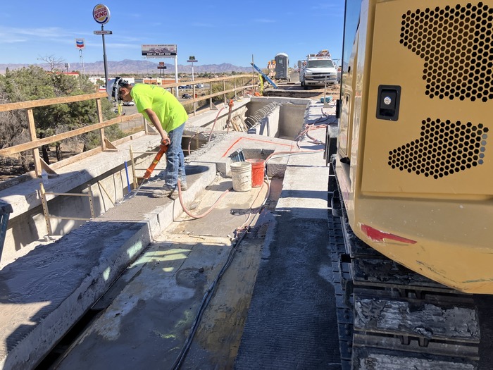Andy Devine Avenue Bridge