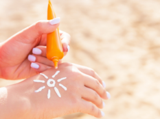 applying sunscreen skin protection