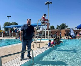 Pachanga en la piscina