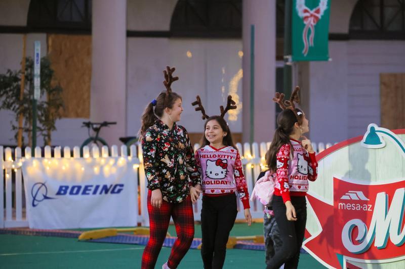 reindeer roll and stroll