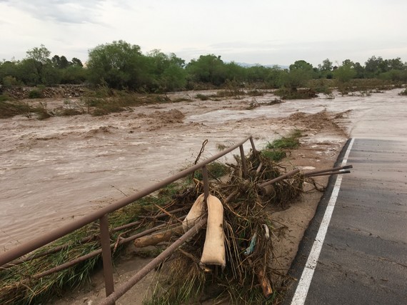 Loop path under water with damaged rail