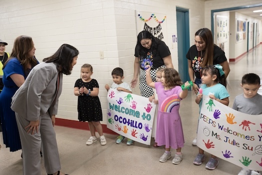 The U.S. Labor Secretary visits a PEEPS class