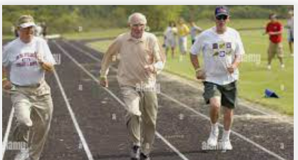 Picture of some seniors run in the track together  