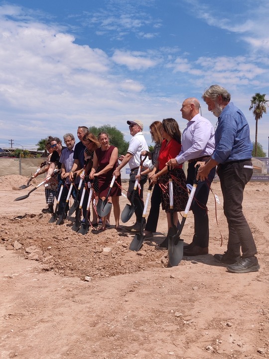Photo of Mayor and Council Members break ground at the El Milagro site.