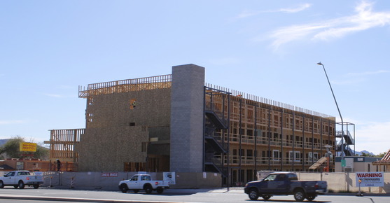 photo more construction of Milagro on Oracle