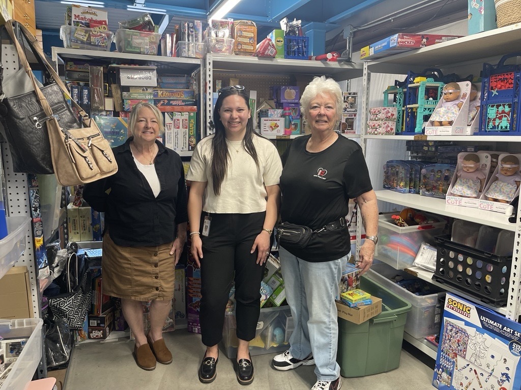 Photo of Cathy Lolwing, MTaB Manager, Ward 3 Council Aide Naomi Lee, and Grace Stocksdale, MTaB Founder.