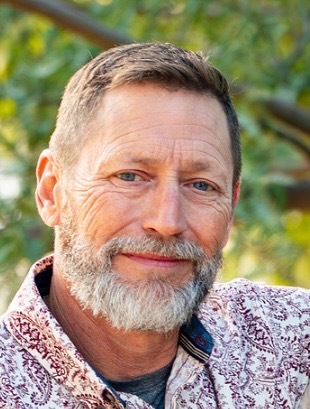 Photo of Justin Hamilton