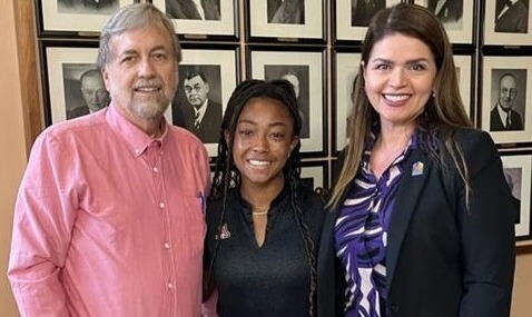 Photo of Council Member Kevin Dahl, intern Asia White, and Mayor Regina Romero.