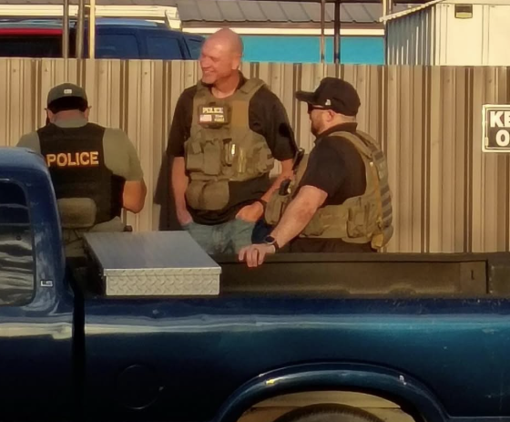 Photo of ICE agents on the scene at Fairview  Avenue.