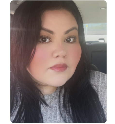 Selfie Photo from Instagram of Karla Toledo in her car.
