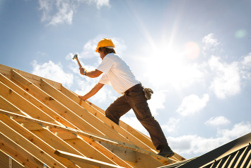Construction Worker Sun (Adobe Stock)