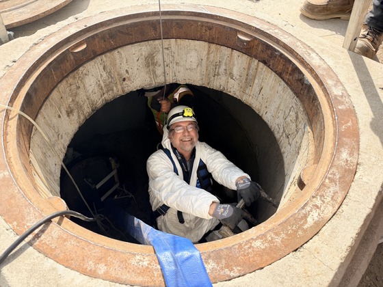 Council Member Kevin Dahl begins his descent