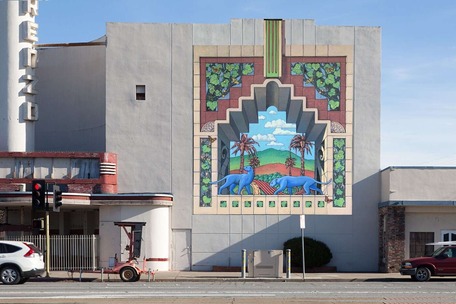 lorenzo theater mural
