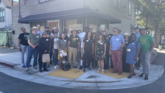 18 west oakland walking tour