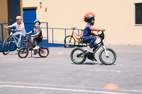 3 kids on bikes