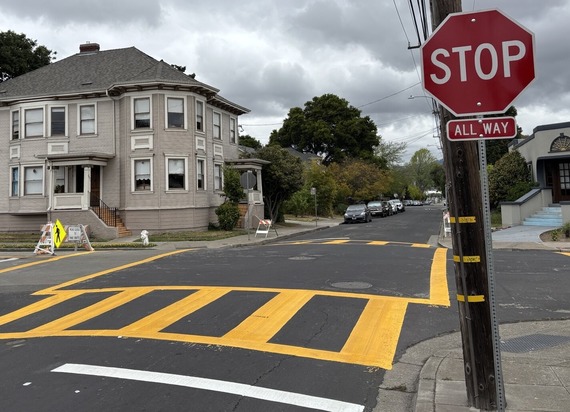 Photo of intersection of Pacific and Willow with new stop sign and high visibility crosswalks