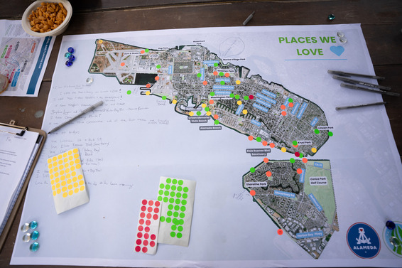 map with sticky dots