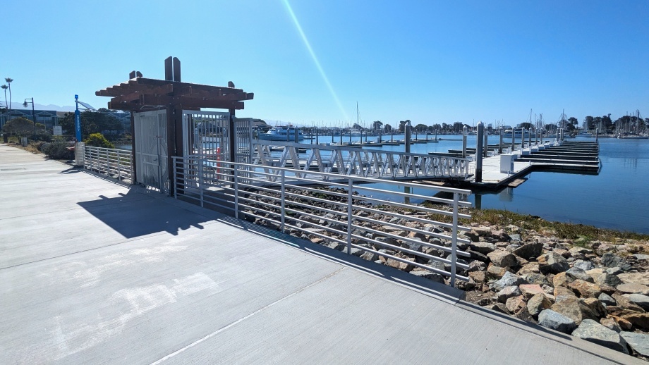 New D and E docks and gate.