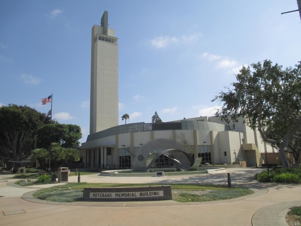 Photo of the Culver City Veterans Memorial Building