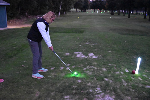 Glow Night Golf 
