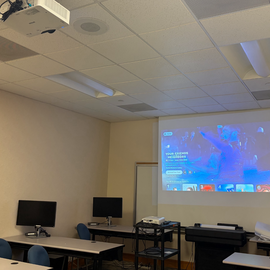Senior Center TechLab