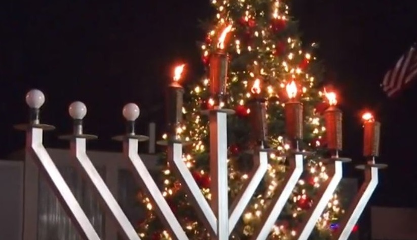 Menorah3