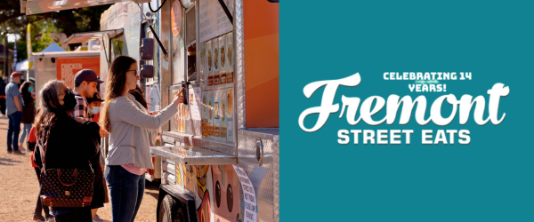 Fremont Street Eats: Image of Guests Buying Food