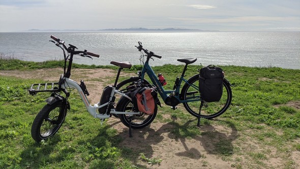EZ Bike with ocean background_photo by Steve Miley