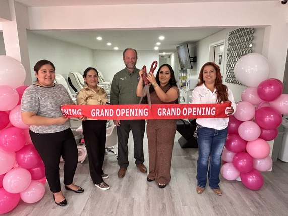 Divas Nails Grand Opening