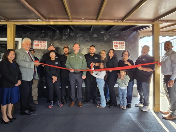Jurupa's cafe ribbon cutting photo